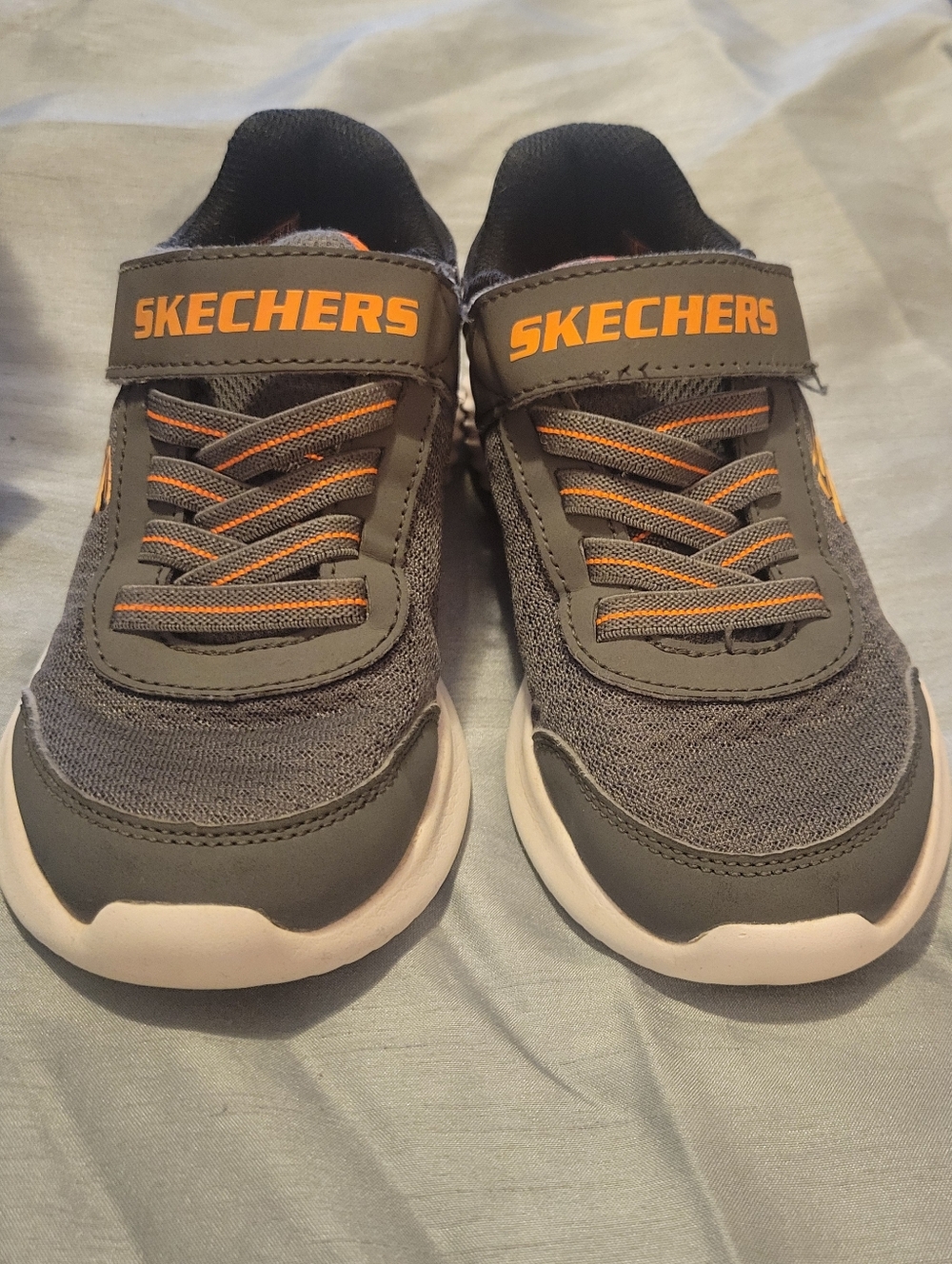 Skechers Boys Size 12 Bounder Gray Orange EUC